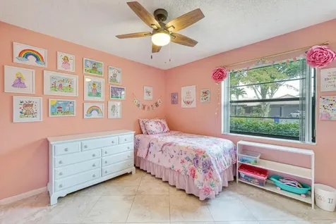 935 NW 110th Lane Coral Springs FL 33071