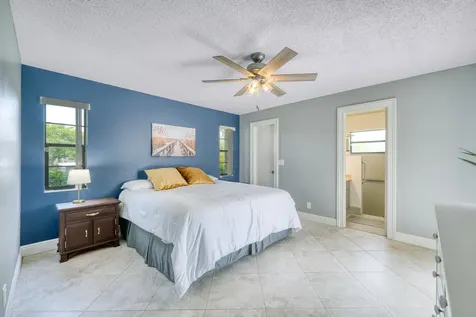 935 NW 110th Lane Coral Springs FL 33071