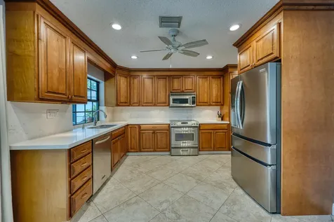935 NW 110th Lane Coral Springs FL 33071