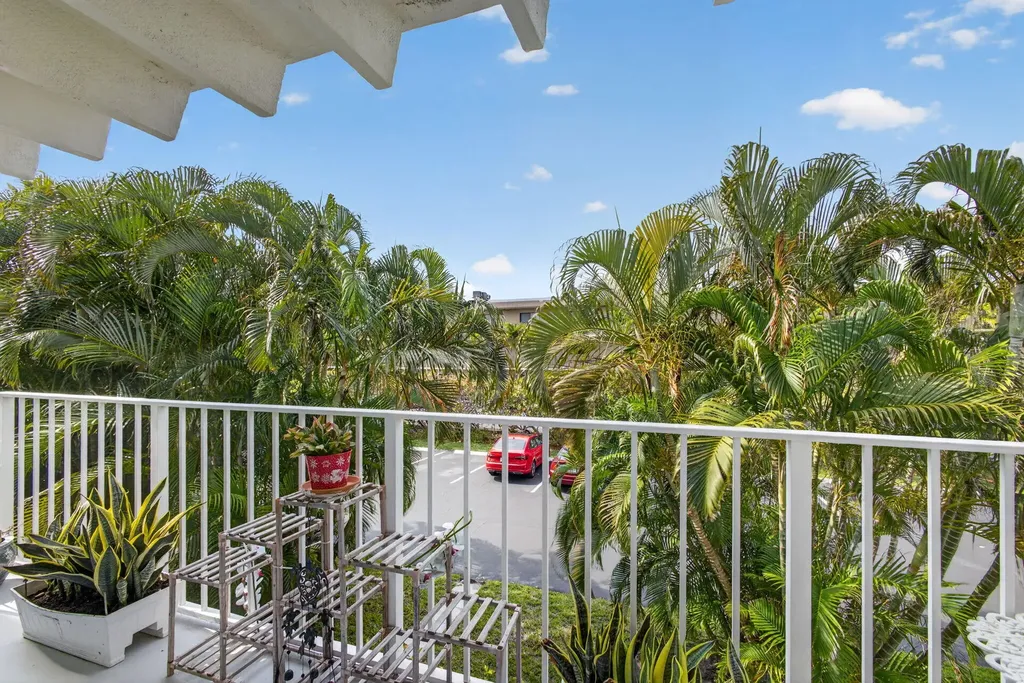4001 S Ocean Boulevard South Palm Beach FL 33480