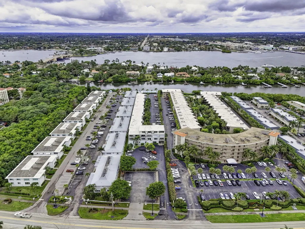 4001 S Ocean Boulevard South Palm Beach FL 33480
