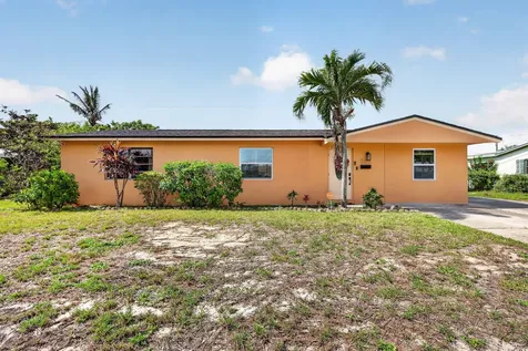 361 W 21st Street Riviera Beach FL 33404