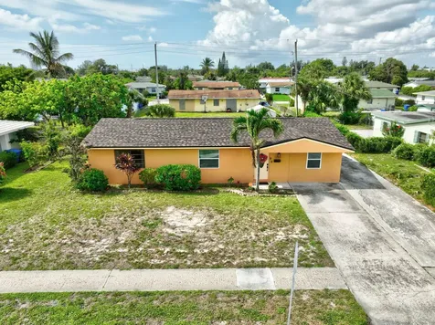 361 W 21st Street Riviera Beach FL 33404