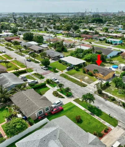 361 W 21st Street Riviera Beach FL 33404