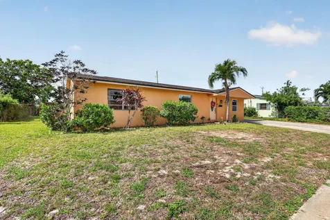 361 W 21st Street Riviera Beach FL 33404