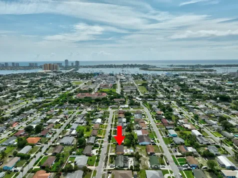 361 W 21st Street Riviera Beach FL 33404