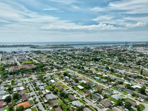 361 W 21st Street Riviera Beach FL 33404