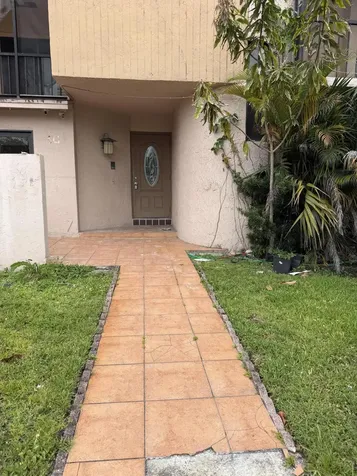2700 S University Drive Davie FL 33328