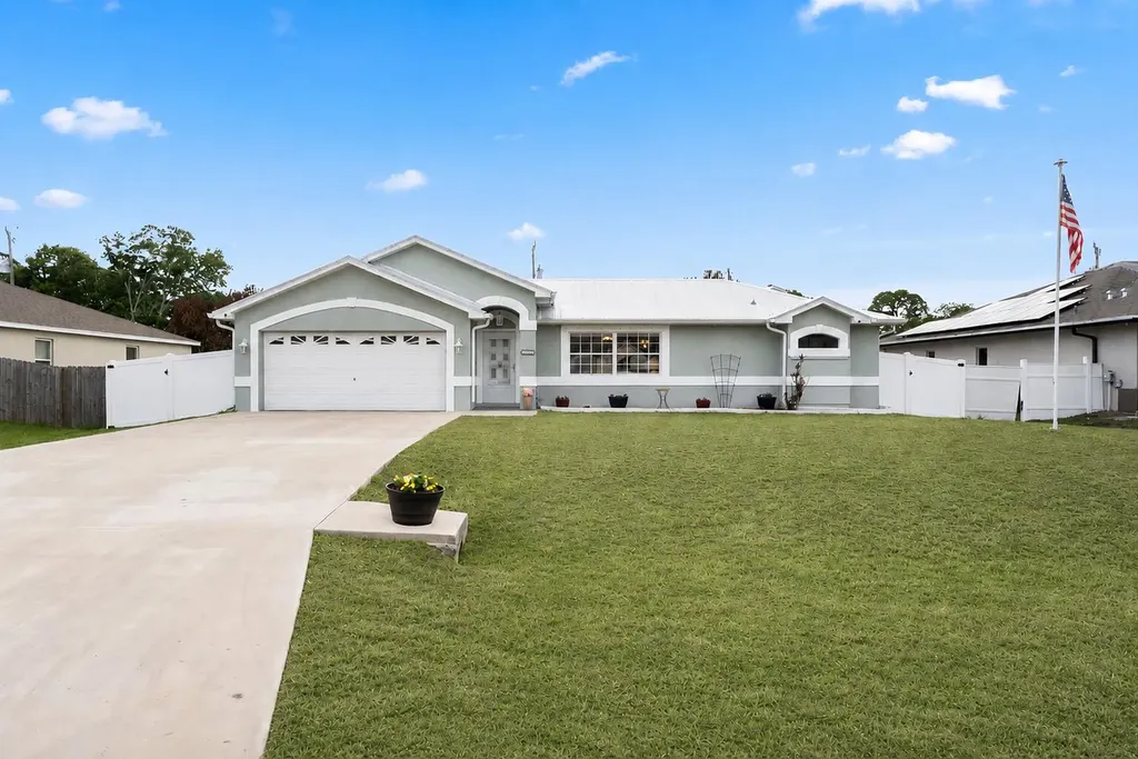 2958 SW Fluvia Street Port St Lucie FL 34953
