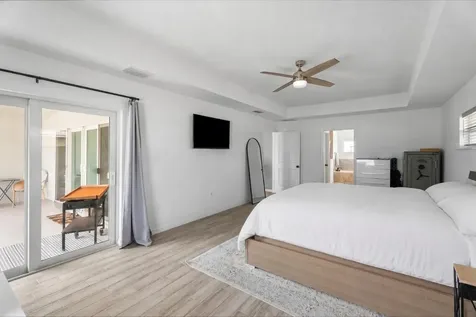 404 SW South Quick Circle Port St Lucie FL 34953