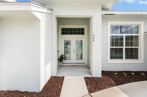 404 SW South Quick Circle Port St Lucie FL 34953