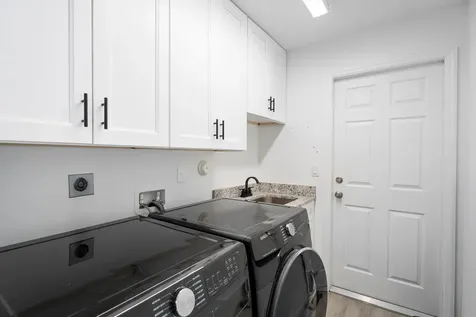 404 SW South Quick Circle Port St Lucie FL 34953