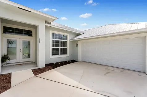 404 SW South Quick Circle Port St Lucie FL 34953