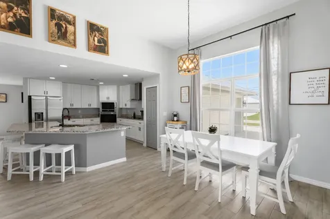 404 SW South Quick Circle Port St Lucie FL 34953