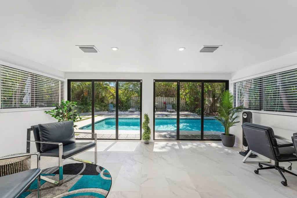 3000 NE 21st Terrace Fort Lauderdale FL 33306