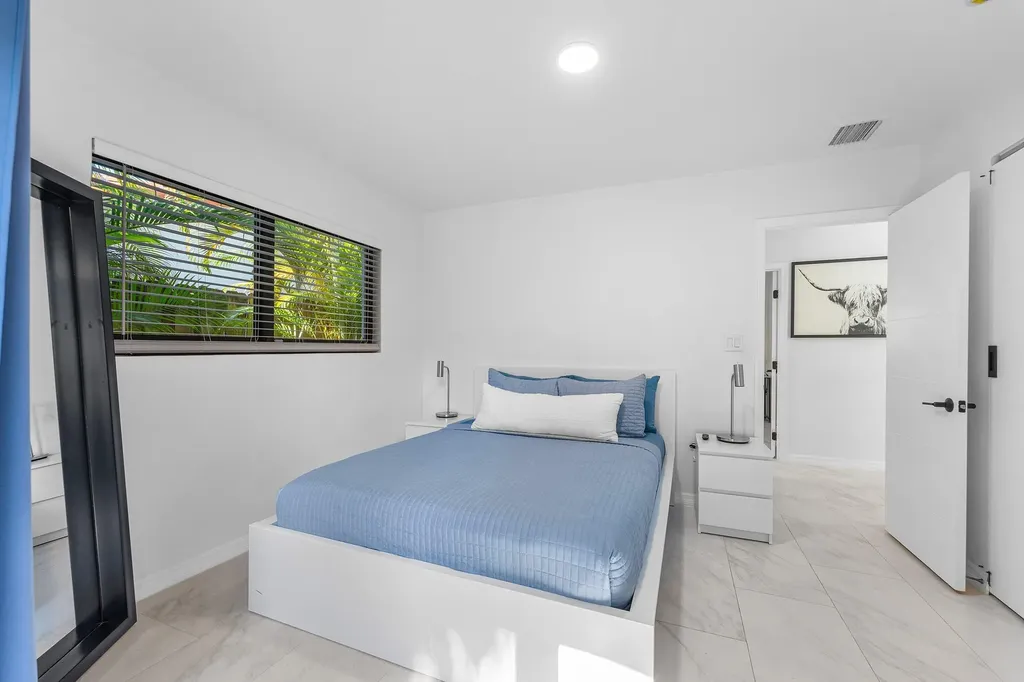 3000 NE 21st Terrace Fort Lauderdale FL 33306