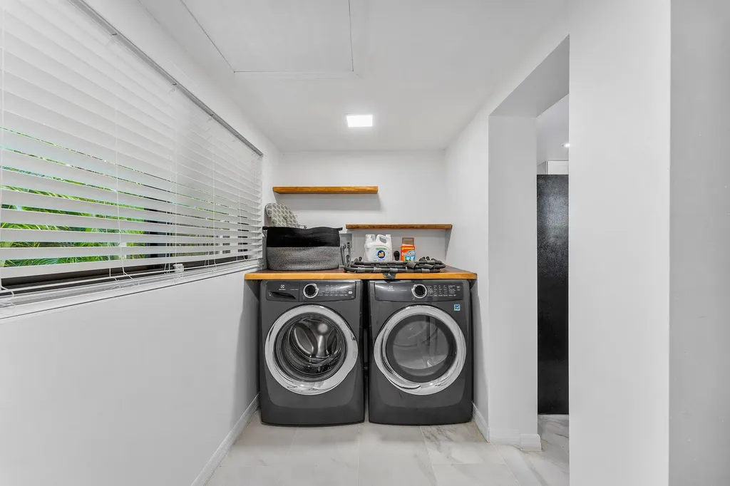 3000 NE 21st Terrace Fort Lauderdale FL 33306