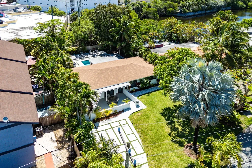 3000 NE 21st Terrace Fort Lauderdale FL 33306