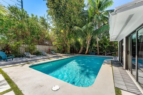 3000 NE 21st Terrace Fort Lauderdale FL 33306
