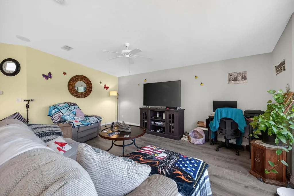 2820 Eagle's Nest Way Port St Lucie FL 34952