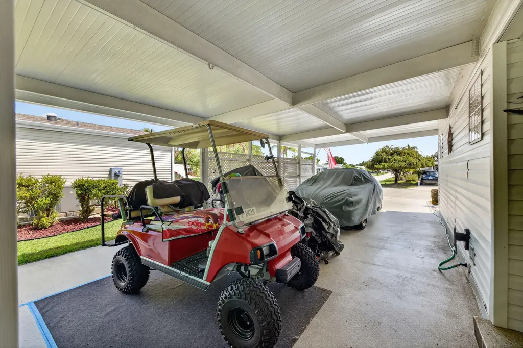 2820 Eagle's Nest Way Port St Lucie FL 34952