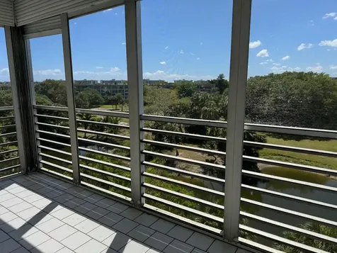 3510 Oaks Way Pompano Beach FL 33069