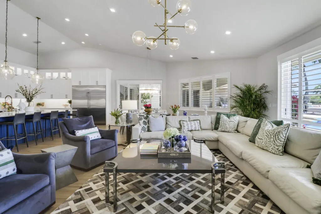 8667 Steeplechase Drive Palm Beach Gardens FL 33418