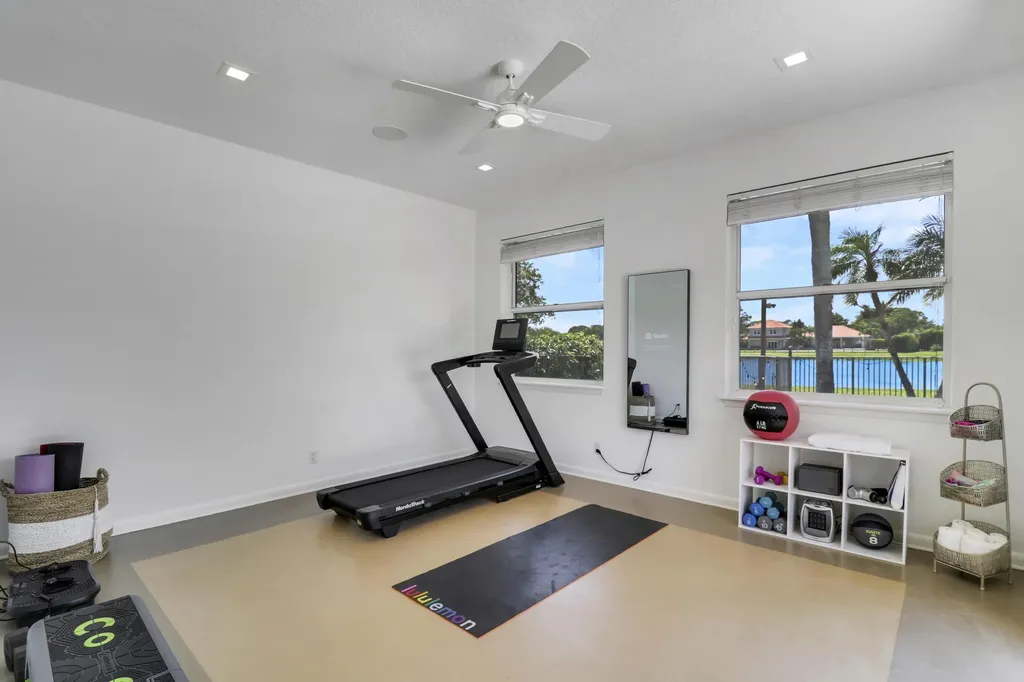 8667 Steeplechase Drive Palm Beach Gardens FL 33418