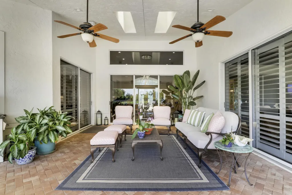 8667 Steeplechase Drive Palm Beach Gardens FL 33418