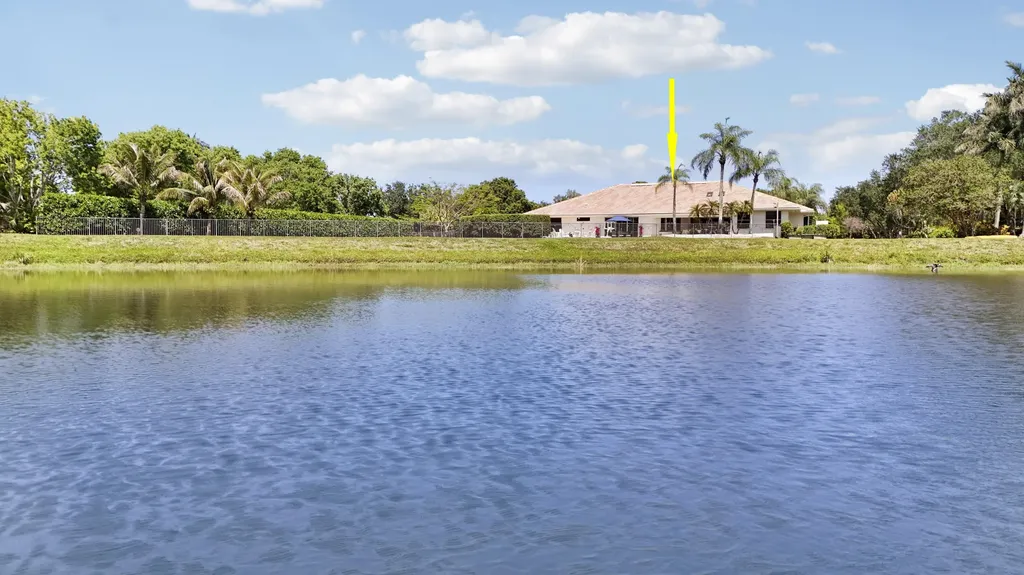 8667 Steeplechase Drive Palm Beach Gardens FL 33418