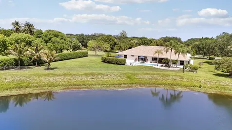 8667 Steeplechase Drive Palm Beach Gardens FL 33418