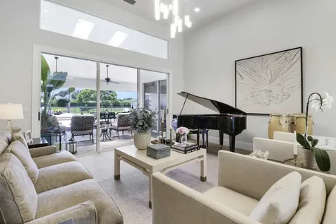 8667 Steeplechase Drive Palm Beach Gardens FL 33418