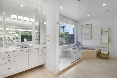 8667 Steeplechase Drive Palm Beach Gardens FL 33418