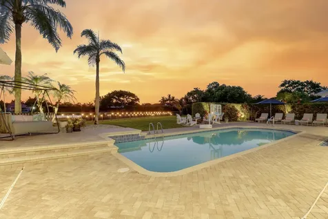 8667 Steeplechase Drive Palm Beach Gardens FL 33418