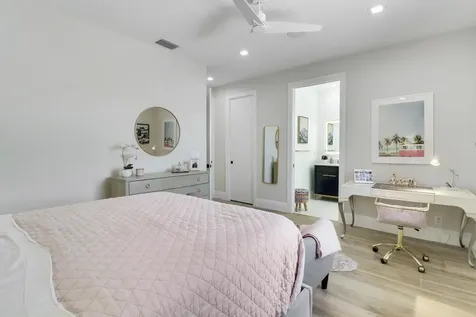 8667 Steeplechase Drive Palm Beach Gardens FL 33418