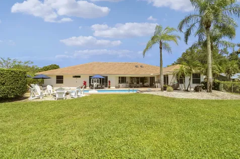 8667 Steeplechase Drive Palm Beach Gardens FL 33418