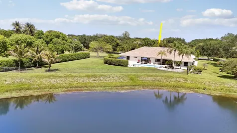 8667 Steeplechase Drive Palm Beach Gardens FL 33418