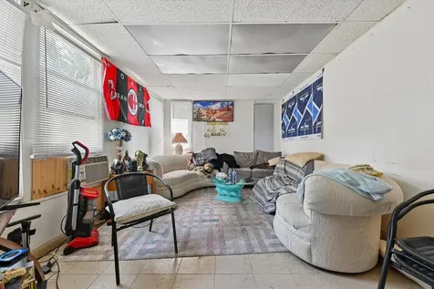 428 El Prado West Palm Beach FL 33405