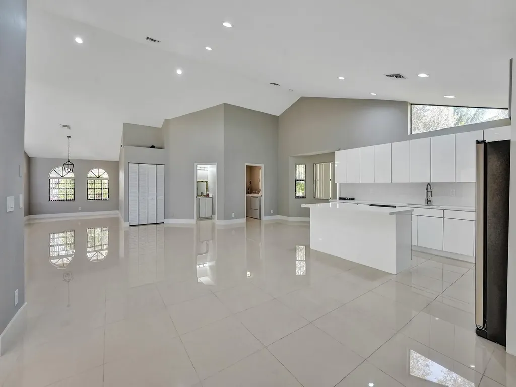 5029 NW 98th Lane Coral Springs FL 33076