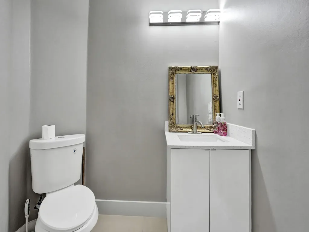 5029 NW 98th Lane Coral Springs FL 33076