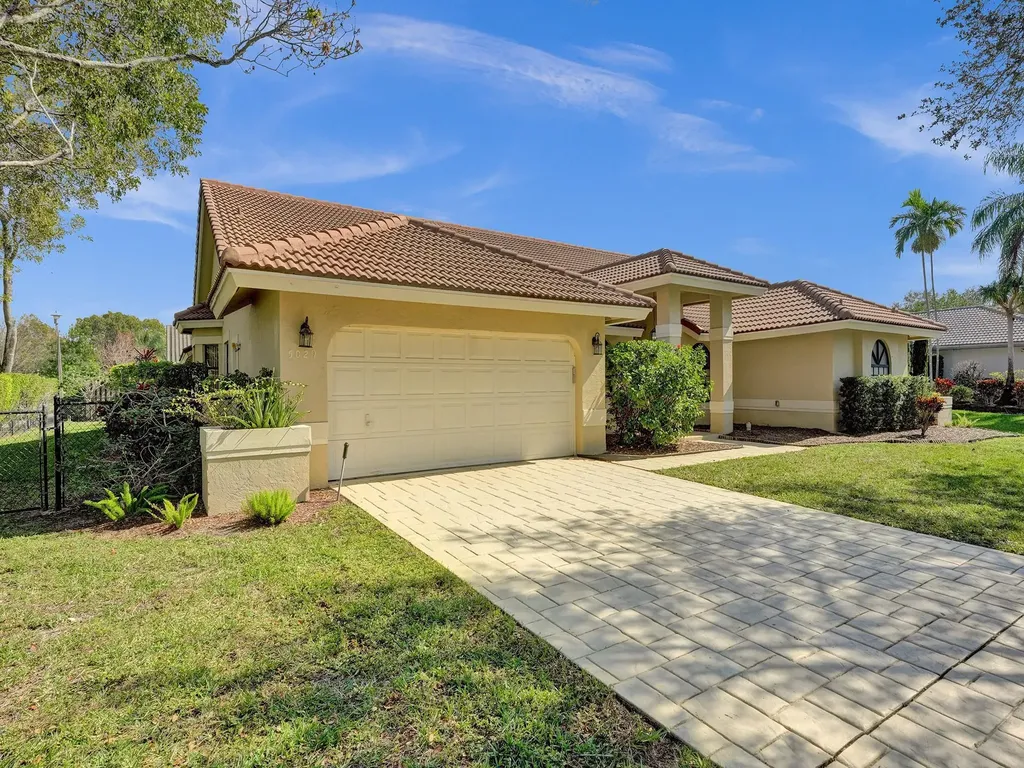 5029 NW 98th Lane Coral Springs FL 33076