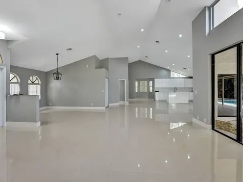 5029 NW 98th Lane Coral Springs FL 33076
