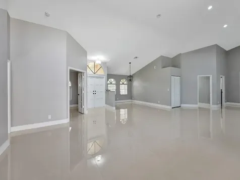 5029 NW 98th Lane Coral Springs FL 33076