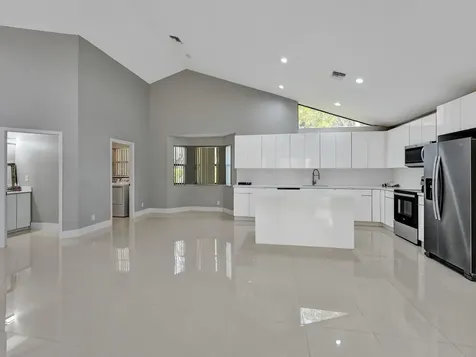 5029 NW 98th Lane Coral Springs FL 33076