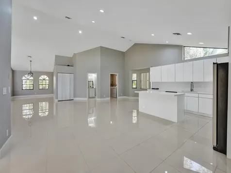 5029 NW 98th Lane Coral Springs FL 33076