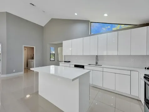 5029 NW 98th Lane Coral Springs FL 33076