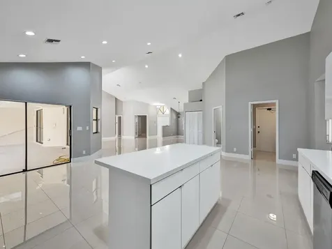 5029 NW 98th Lane Coral Springs FL 33076