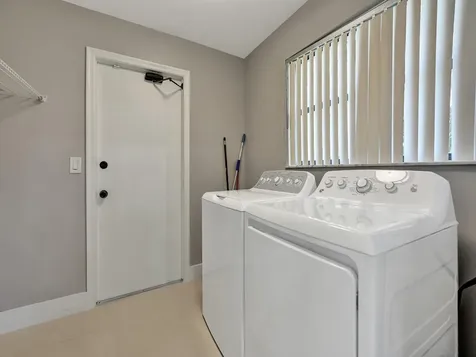 5029 NW 98th Lane Coral Springs FL 33076