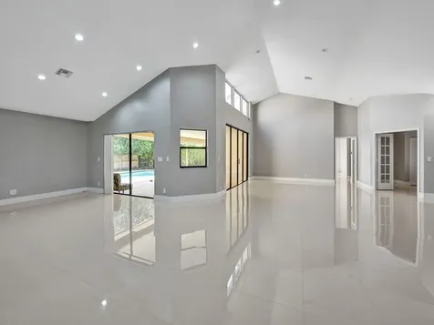 5029 NW 98th Lane Coral Springs FL 33076