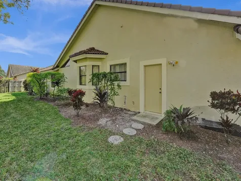 5029 NW 98th Lane Coral Springs FL 33076